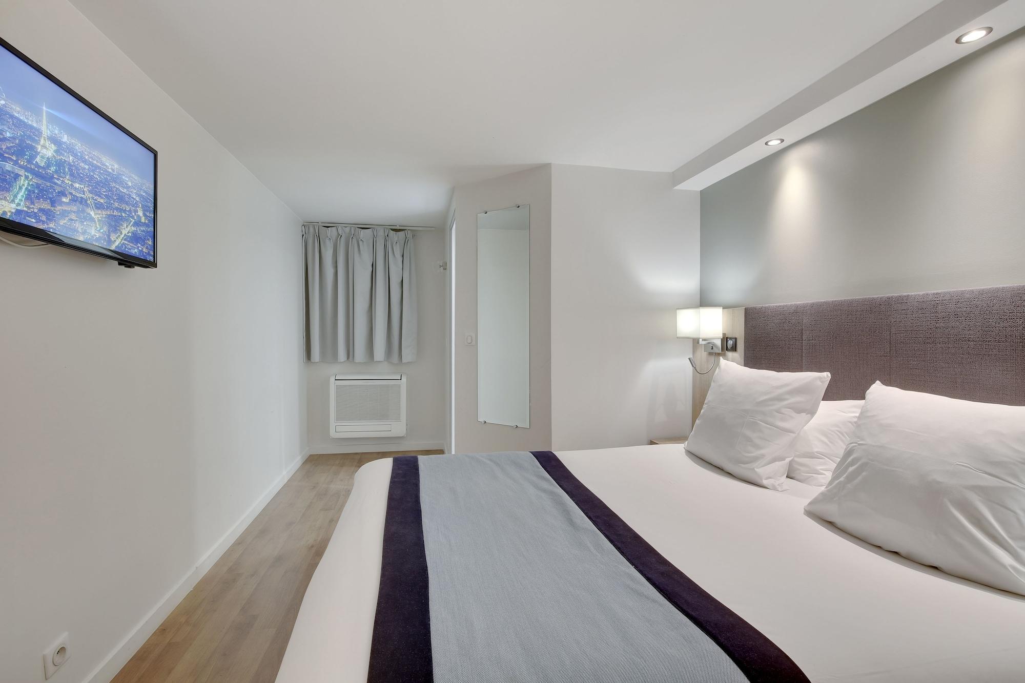 Hotel L'Amandier Nanterre Esterno foto