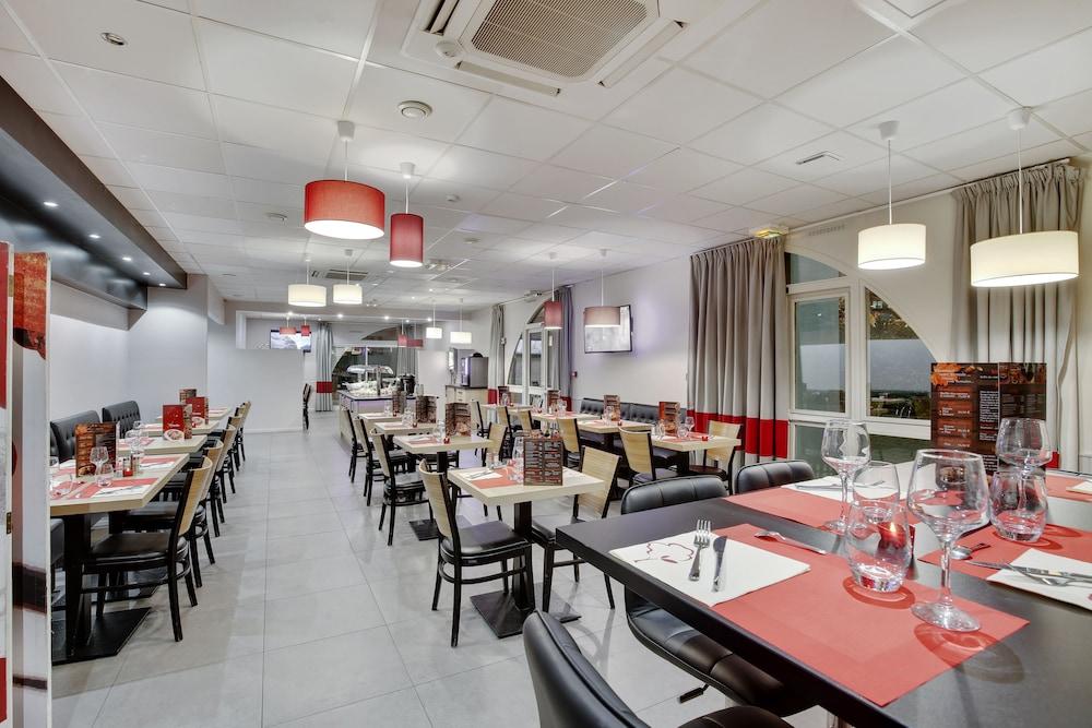 Hotel L'Amandier Nanterre Esterno foto
